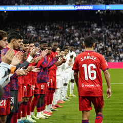 Nº 237 / 705 Última Camiseta Jesús Navas Roja