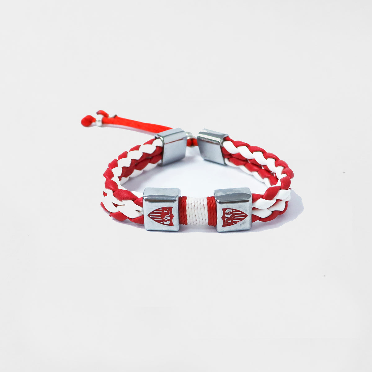 Pulsera trenza dos escudos